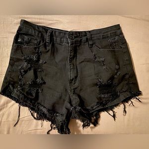 Kancan distressed cut off black jean shorts size 11